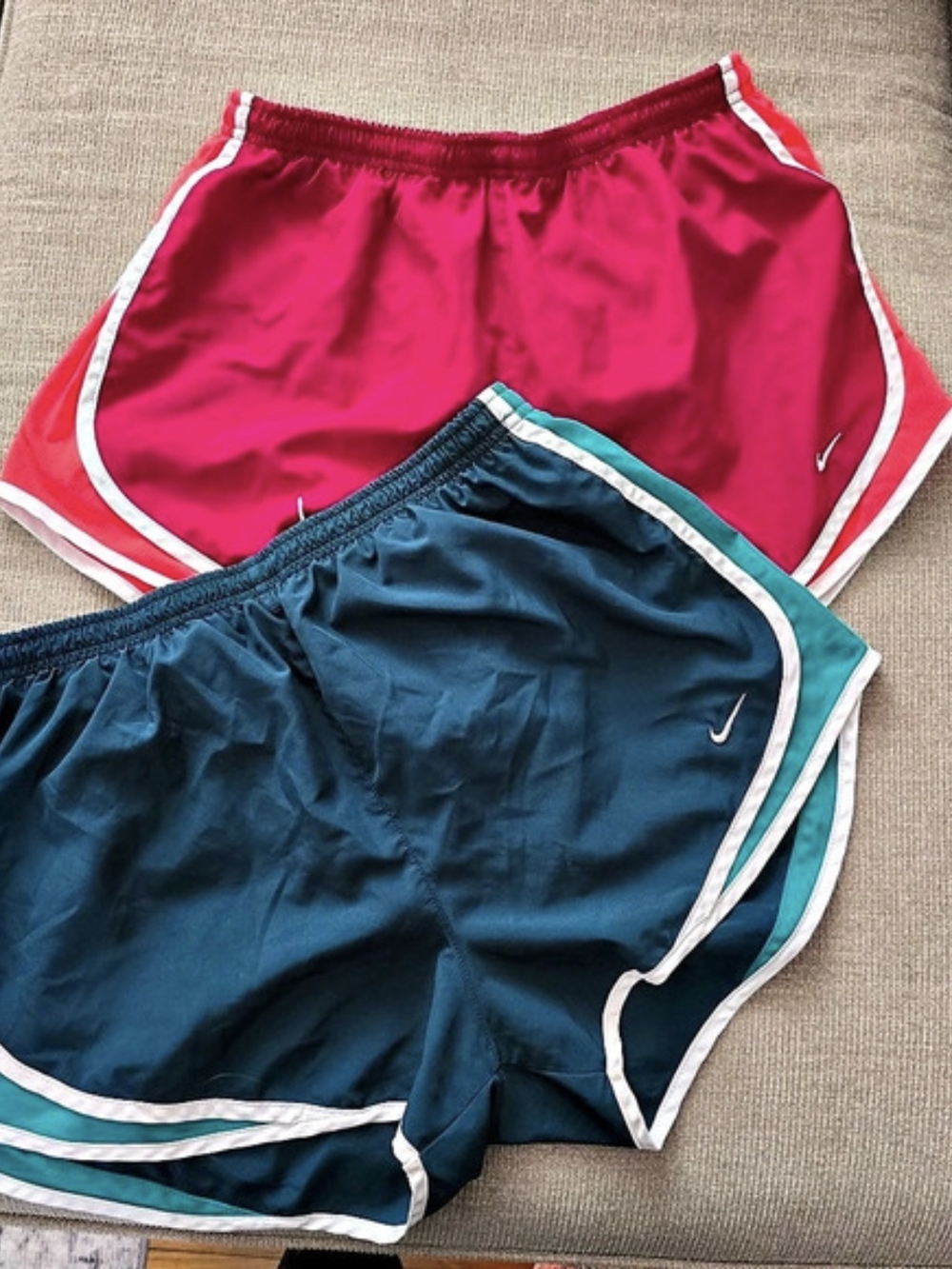 Nike Dri-FIT Tempo Running Shorts Lot of 2 Women’s Large Pink Teal